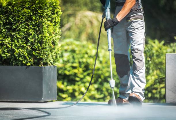 Best Gutter Cleaning  in Italy, TX